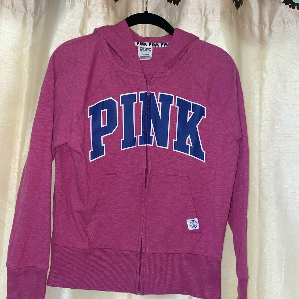Pink zip up sweatshirt from PINK!💗💙